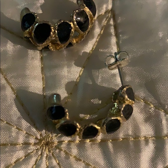 👀👀6 prs of vintage Avon earrings -pierced ears - Picture 2 of 5